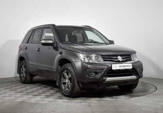Подержанный автомобиль Suzuki Grand Vitara 2013 года (3 фото)