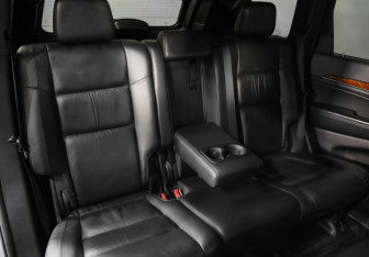 Подержанный автомобиль Jeep Grand Cherokee 2012 года (24 фото)