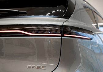 Новый Voyah Free 2025 (5 фото)