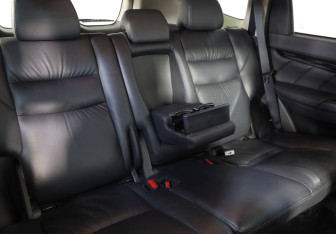 Подержанный автомобиль Mitsubishi Pajero Sport 2018 года (26 фото)