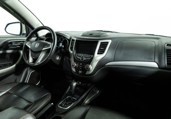 Подержанный автомобиль Changan CS35 2014 года (9 фото)