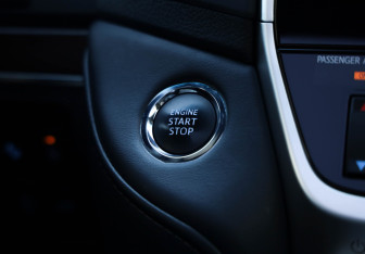 Подержанный автомобиль Toyota Land Cruiser Suv 2019 года (21 фото)