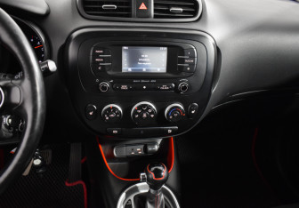 Подержанный автомобиль Kia Soul 2016 года (15 фото)