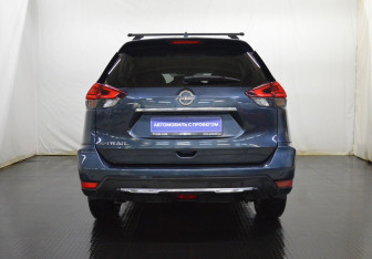 Подержанный автомобиль Nissan X-Trail 2019 года (6 фото)