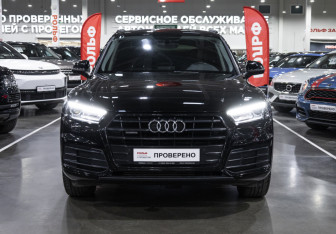 Подержанный автомобиль Audi Q5 2018 года (4 фото)
