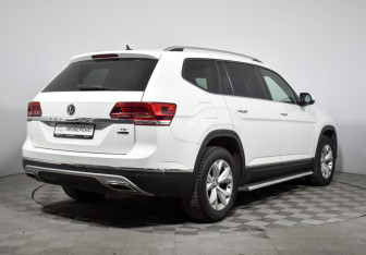 Подержанный автомобиль Volkswagen Teramont 2018 года (5 фото)