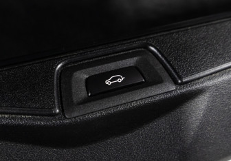 Подержанный автомобиль BMW X5 2019 года (17 фото)