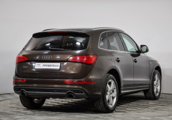 Подержанный автомобиль Audi Q5 2014 года (5 фото)