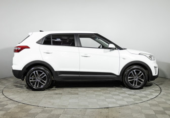 Подержанный автомобиль Hyundai Creta 2017 года (4 фото)