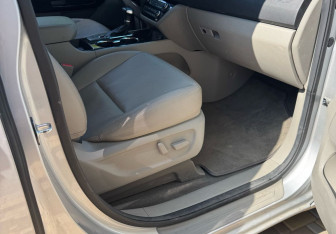 Подержанный автомобиль Kia Carnival 2019 года (21 фото)