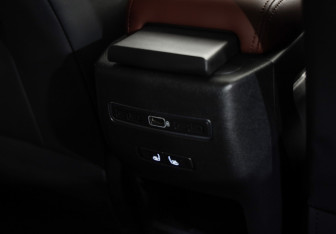 Подержанный автомобиль Geely Coolray 2021 года (21 фото)