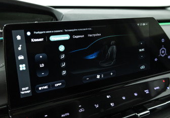 Подержанный автомобиль Changan UNI-K 2023 года (22 фото)