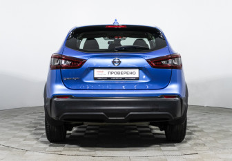 Подержанный автомобиль Nissan Qashqai 2020 года (6 фото)