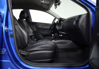 Подержанный автомобиль Kia Rio Hatchback 2019 года (23 фото)