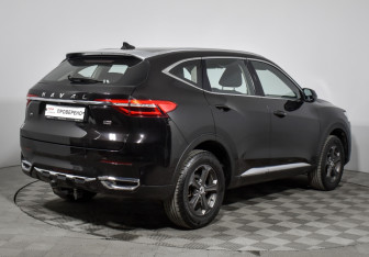 Подержанный автомобиль Haval F7 2020 года (5 фото)