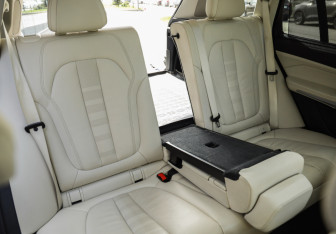 Подержанный автомобиль BMW X5 2020 года (32 фото)