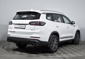 Подержанный автомобиль Chery Tiggo 8 Pro Max 2022 года (5 фото)