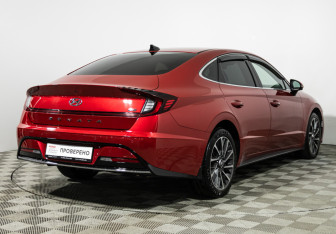 Подержанный автомобиль Hyundai Sonata 2020 года (5 фото)