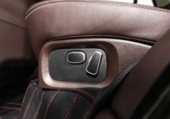 Подержанный автомобиль Land Rover Range Rover 2013 года (18 фото)