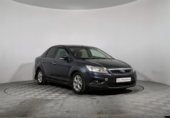Подержанный автомобиль Ford Focus Sedan 2008 года (3 фото)