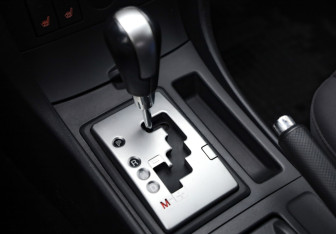 Подержанный автомобиль Mazda 3 Hatchback 2008 года (17 фото)