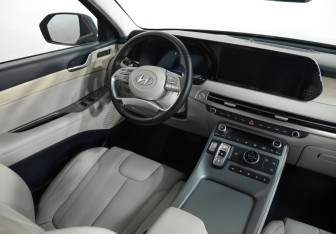 Подержанный автомобиль Hyundai Palisade 2023 года (8 фото)