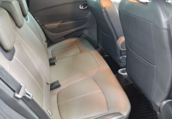 Подержанный автомобиль Renault Kaptur 2017 года (13 фото)