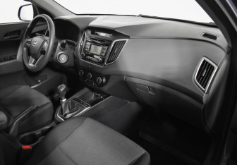 Подержанный автомобиль Hyundai Creta 2019 года (12 фото)