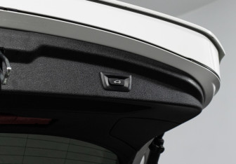 Подержанный автомобиль BMW X2 2018 года (21 фото)