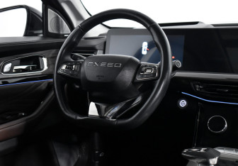 Подержанный автомобиль Exeed VX 2022 года (20 фото)