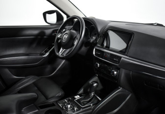 Подержанный автомобиль Mazda CX-5 2015 года (14 фото)