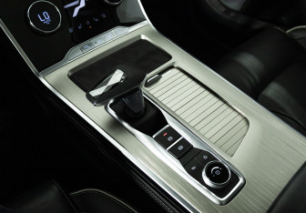 Подержанный автомобиль Exeed VX 2023 года (19 фото)