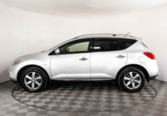 Подержанный автомобиль Nissan Murano Suv 2011 года (8 фото)