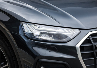 Подержанный автомобиль Audi Q5 2021 года (11 фото)