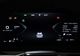 Подержанный автомобиль Exeed RX 2023 года (12 фото)