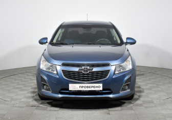 Подержанный автомобиль Chevrolet Cruze Sedan 2012 года (2 фото)