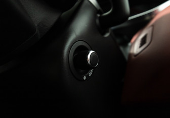 Подержанный автомобиль Land Rover Range Rover 2021 года (28 фото)