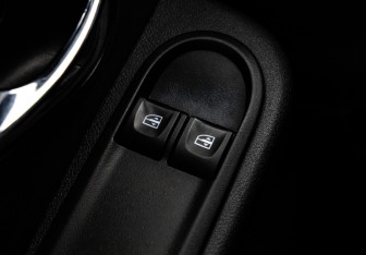 Подержанный автомобиль Nissan Terrano 2018 года (13 фото)