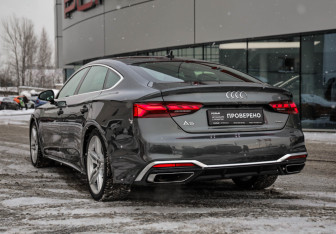 Подержанный автомобиль Audi A5 Liftback 2021 года (9 фото)