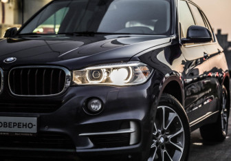 Подержанный автомобиль BMW X5 2015 года (2 фото)