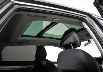 Подержанный автомобиль Geely Coolray 2023 года (19 фото)