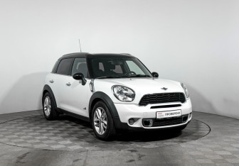 Подержанный автомобиль MINI Countryman 2012 года (3 фото)