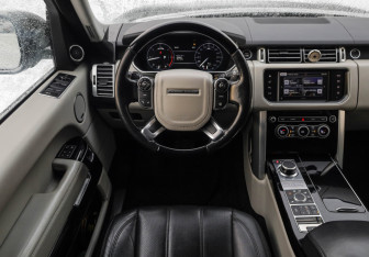 Подержанный автомобиль Land Rover Range Rover 2016 года (14 фото)