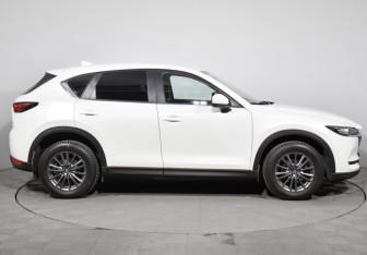 Подержанный автомобиль Mazda CX-5 2018 года (4 фото)