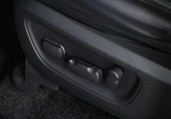 Подержанный автомобиль Mitsubishi Montero Sport 2022 года (25 фото)