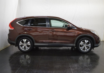 Подержанный автомобиль Honda CR-V 2013 года (4 фото)