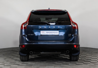 Подержанный автомобиль Volvo XC60 2011 года (7 фото)