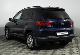 Подержанный автомобиль Volkswagen Tiguan 2012 года (7 фото)