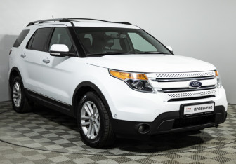 Подержанный автомобиль Ford Explorer 2014 года (3 фото)