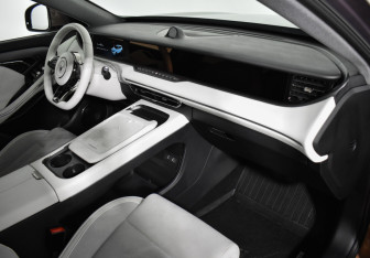 Подержанный автомобиль Voyah Free 2024 года (14 фото)